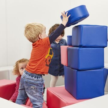 Low level Play Pen
