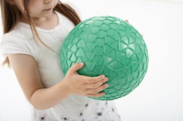 Easy grip balls - Set of 4